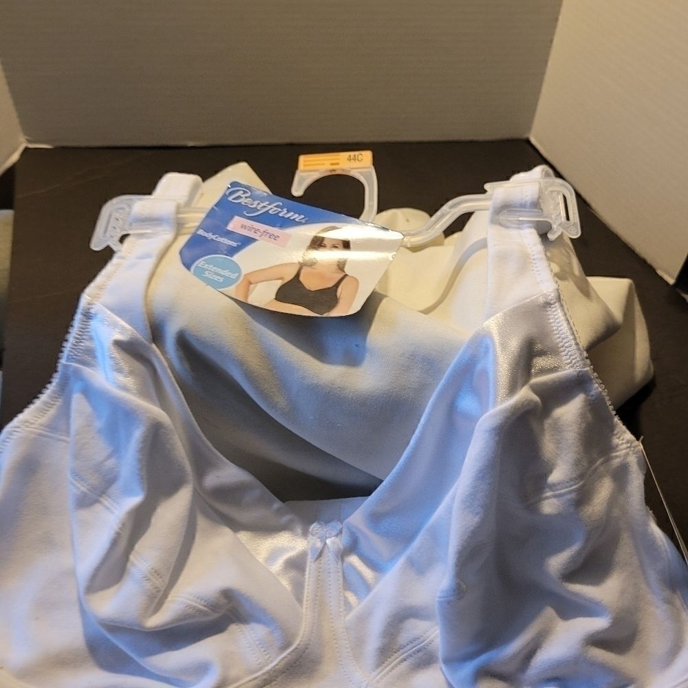 BEST Form Wire Free Bra Body Cotton Size 44c White Never Used
